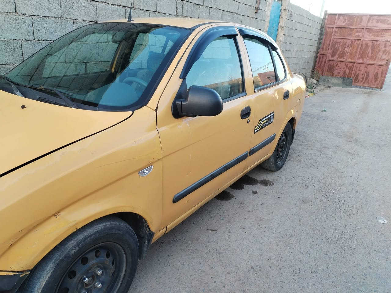 السلام عليكم طيبه موديل ٢٠١٥ سياره بلاديه لاتبديل ولاصبغ تبريد شغال محرك بي خيط بخار قليل تخم تاير بغداد الاماني مصفره هيأ تبريد شغال ول غرمات عليهه ٧ ورقات على مشتري سعرهه ١٩ تحويل ثاني بغداد حي البتول رقمي ***********

