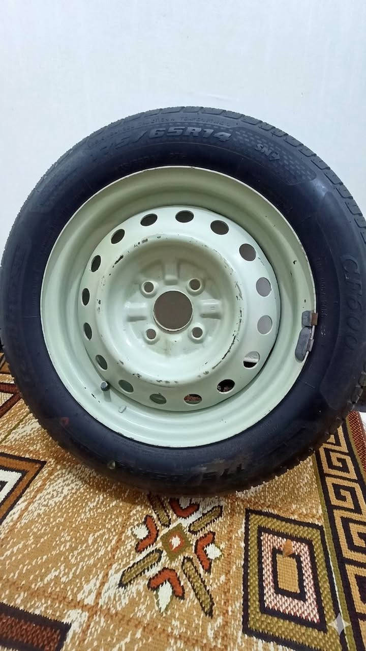 للبيع تاير جديد غير مستخدم نهائياً 🆕✨
​⚙️ التفاصيل الفنية:
▪️ القياس الكامل: 175/65R14
▪️ حجم الويل 14
▪️ العرض: 175
▪️ الارتفاع: 65
▪️ المنشأ/الماركة: صيني 🇨🇳
​💰 السعر: 25 ألف دينار فقط.
​📍 العنوان:
الديوانية - دور حجي هندي.
​📞 للتواصل والاستفسار:
*********** ديوانية, القادسية
