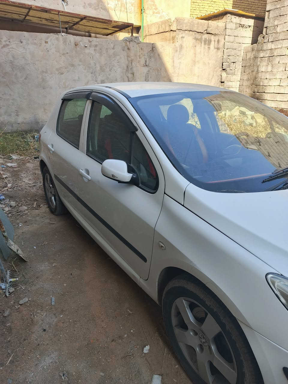 بيجو2006لبيع سعره58مكانه كربلاء مكفوله كفاله عامه بس بيه شخوط سوب السايق فقط متصرف الف عليه ***********
