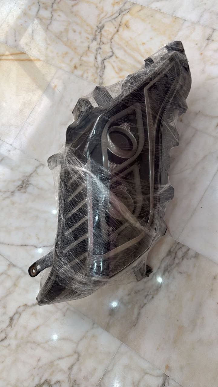 سلام عليكم للبيع
زوج لايت برادو 2017 سعر 300 ألف 
للتواصل بغداد كاظميه 
*********** 
***********
