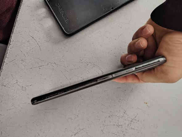 ريمي 8للبيع
 بدل شاشة اصلي   سعرو 80 جانب الايمن.
تقاطع الرساله #***********
***********
