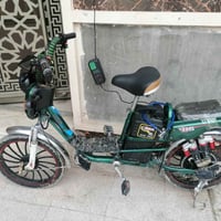 موطور شحن للبيع نضيف جدا  🛵  بطاريات يقرن 9  شاشه +شاحنه جديده   لايت ...