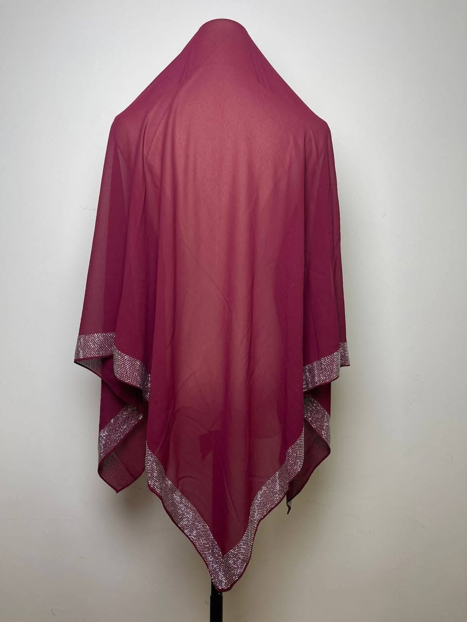 ربطه جرجيت طرف كرستال ستراس 
محل شالات و حجابات الملكه 
الموقع قرب مجمع طيبه مقابيل الحديقه قرب شارع الصيني


**إذا كنت صاحب هذا الإعلان وتريد حذفه لأي سبب، رجاءا أرسل رسالة إلى الدعم الفني**