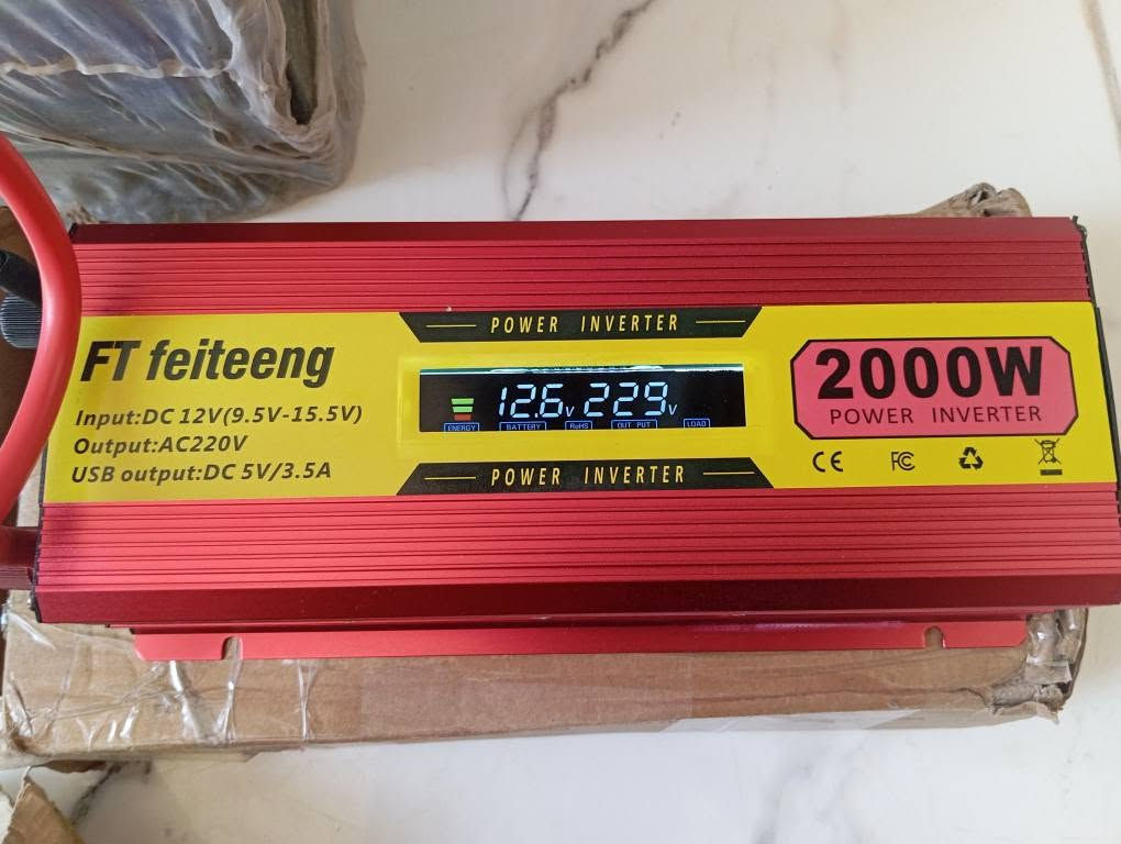 عاكسة 2000w بهذا الشكل
شاشة تقرة شحن بطارية والفولت والحمل
تشغل كونفيرة ومبردة وتلفزيون واحمال بسيطة
تنطي 5 امبير
السعر 80 وبيها مجال
مكاني واسط الكوت الجديدة 
*********** دهل اوران, واسط
