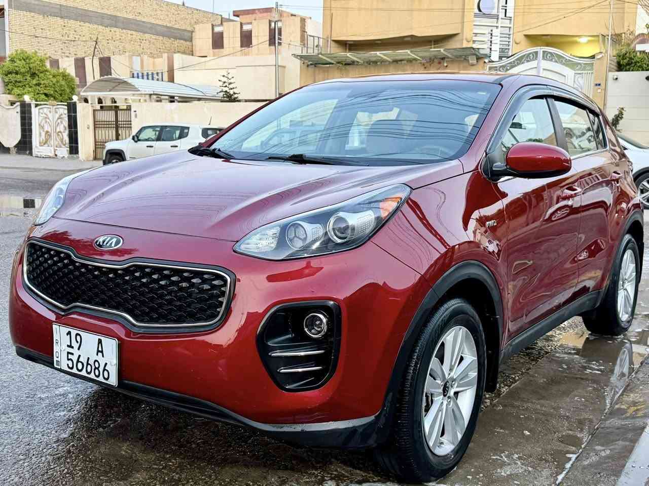 كيا سبورتج 2017وارد امريكي رقم كربلاء انگليزي حادث بيبان جهه الصدر مبدلات نفس اللون بدون صبغ بدون ايرباك بدون دواخل  ماشية 100 محرك 2400 تحكمات ويل كب تبريد خلفي بلاجكتور لدات نظيفة وكامله مابيه كل نقص مكان السيارة كربلاء *********** رقم الشاصي صورة بالمنشور اذا تحب تطلع صور الحادث ماعندي
