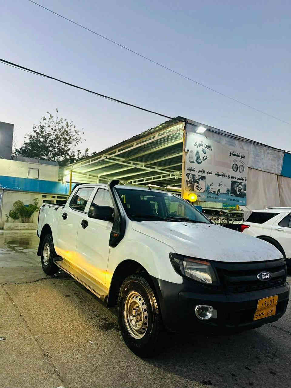 فۆرت رەنجەر 2013
مەکینە گاز
 دەبل ئەکسل
ئینجێکتەرو سوپەرە
 چوار تایەی لۆکی لەژێرە
سەیارەکە گێرو مەکینە
 وئەکسل بەشەرت

سعر لە کۆمێنت داوابکە ڕاستەخۆ بۆت دیت 📩 

 تازە تەعمیل کراوەتەوە چوار پەڵەی بۆیاغی پێوەیە . 

ژمارەی خاوەنی 
***********
