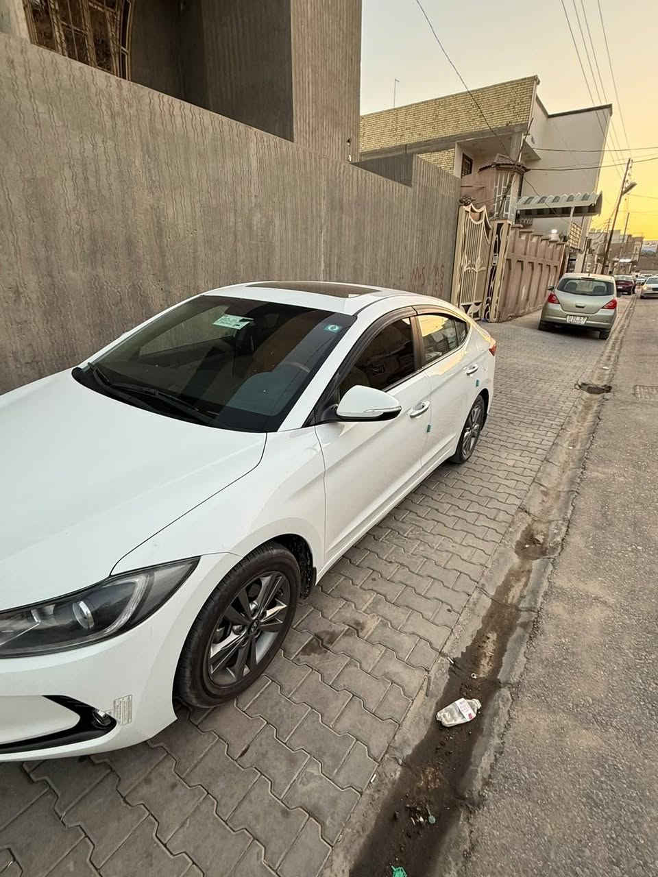 النترا 2017 خليجي كفاله من الصبغ والضربه فول عدا البصمه محرك 2،0 كشنات جلد فتحة تحكمات السياره حلوه وجاهزه مابيها نقص للاستفسار ***********
مكان النجف ملحق الروان
