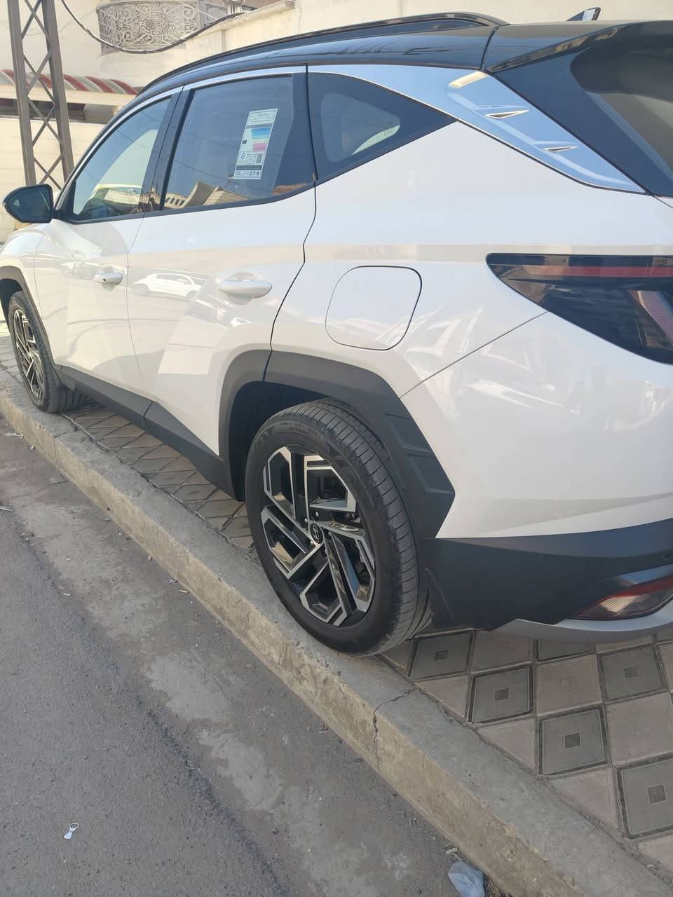 توسان 2025 خليجي تو كلر فول عده البنراما بوضع الزيرو ماشيه 4 لاف بسمي رقم بغداد 
مكفوله كفاله عامه 
مكاني بغداد 
السعر 23700$ مدوشمه بل كامل التصال ***********
