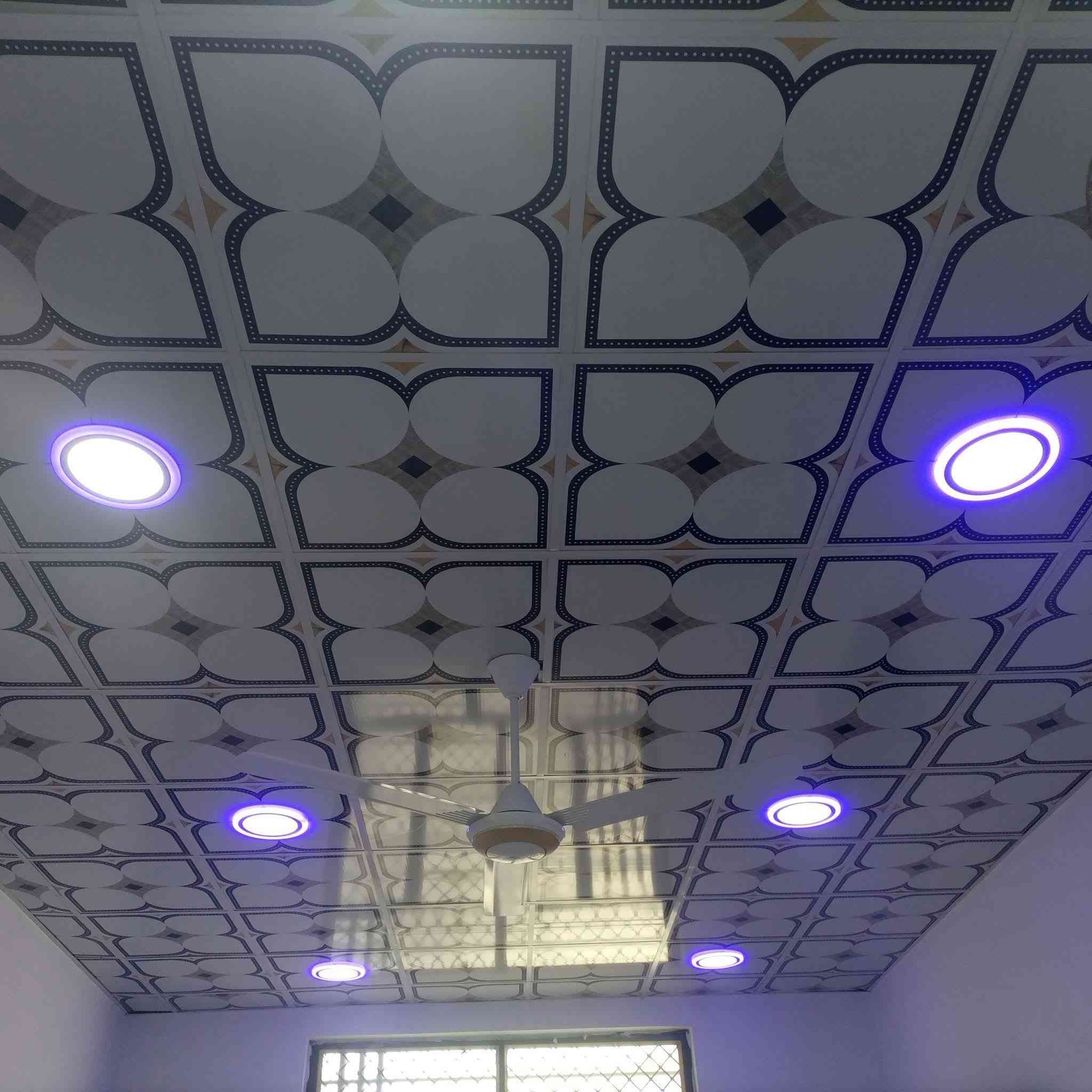 سلام عليكم سقف ثانوي طابقين سعر لمتر5 سقف ثانوي عدل شرايط او مربعات سعر متر3500 ***********
