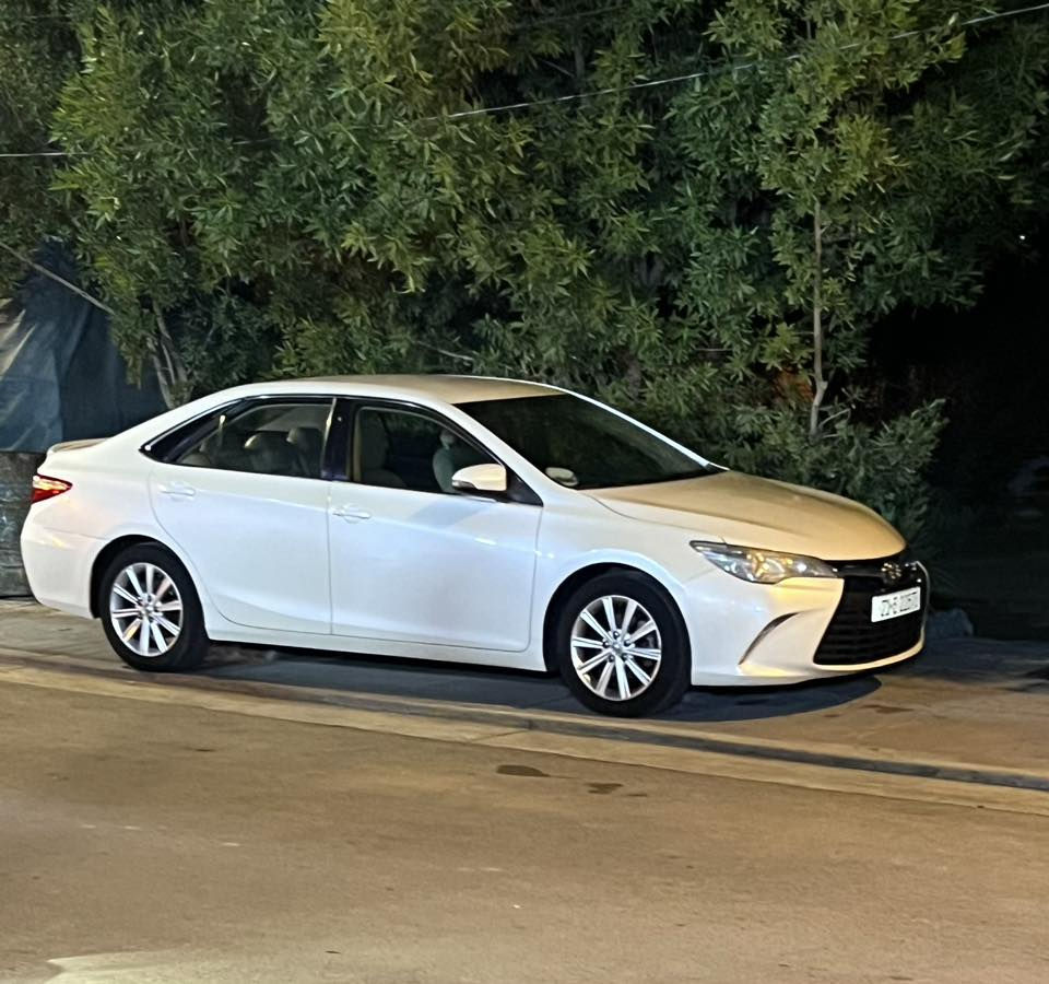 #للبيع

كامري موديل 2016 خليجية فئة S
الرقم #سليمانية
السيارة بأسمي تريد وكالة او تحويل والهزة والسنوية جديدة 2030
السيارة مكفولة كفالة عامة من الصبغ والتبديل والبارد ما عدا شخط مقدار اصبع مكحل بالجاملغ الأمامي 
المحرك والگير كفالة بشرط على الشركة 
حجم المحرك 2500 
عداد المسافة: 185 وقابل للزيادة

#السعر: 190 وبي مجال
مكان السيارة: الانبار / الفلوجة 

#ملاحظة:  أنا مكلف بالنشر رجاءً 
الاتصال على الأرقام هو صاحب السيارة 
***********
***********
