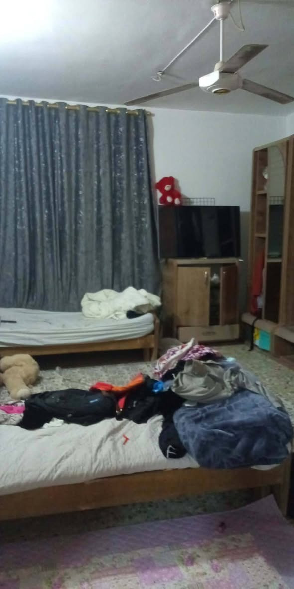 مشتمل للبيع المساحه 153متر 

طابو  زراعي سند 25
 طابق واحد 

يحتوي على غرفتين نوم  

 بيه نواقص بسيطه 
الموقع الطهمازيه بفرع مدرسة الهدف 
المنطقة تبليط 

السعر 55 وبيه مجال 

للاستفسار عن باقي المعلومات الاتصال على الرقم ***********
.
