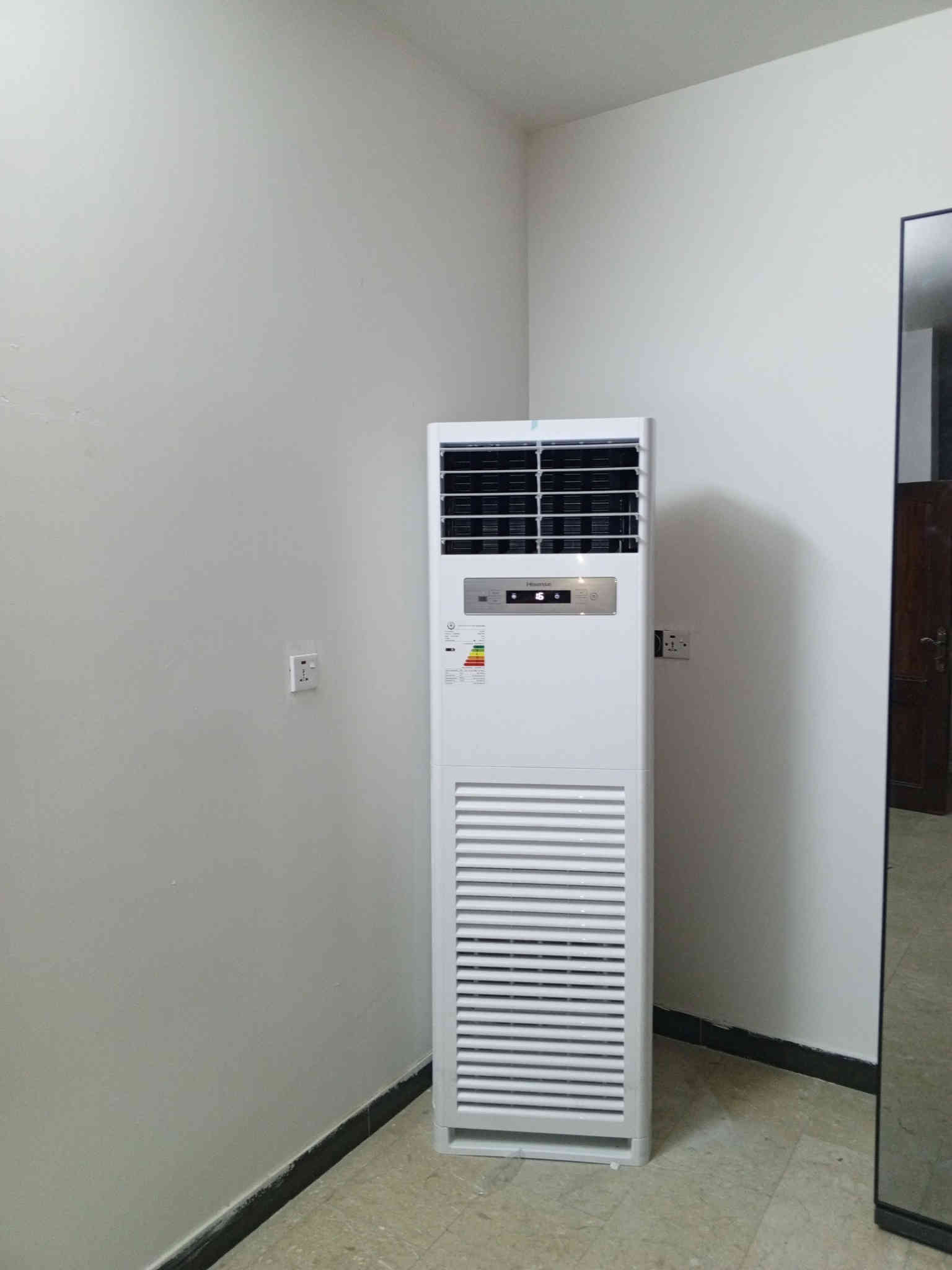 ورشه الهندسيه للتبريد متنقله في بغداد 🌐🧑‍🔧
لتنصيب وتركيب سبالت ❄️ وفتح سبالت ❄️ وغسل وتنظيف جميع انواع السبالت 💧
_______
💥جزء من اعمال ورشتنه 🛠️
🔵تنصيب سبلت توسوت عدد 2
🔵تنصيب سبلت توسوت 3طن
🔵تنصيب سبلت هايسنز 3طن
🔵تنصيب سبلت الوادي 3طن
🔵تنصيب سبلت ميديا عدد2
🔵 تنصيب سبلت اوكي/TCL   (على بركه الله)

⭕اخوكم الفني كرار 🧑‍🔧
☎️⬅️*********** واتساب ✅ موجود او مراسله الصفحه
