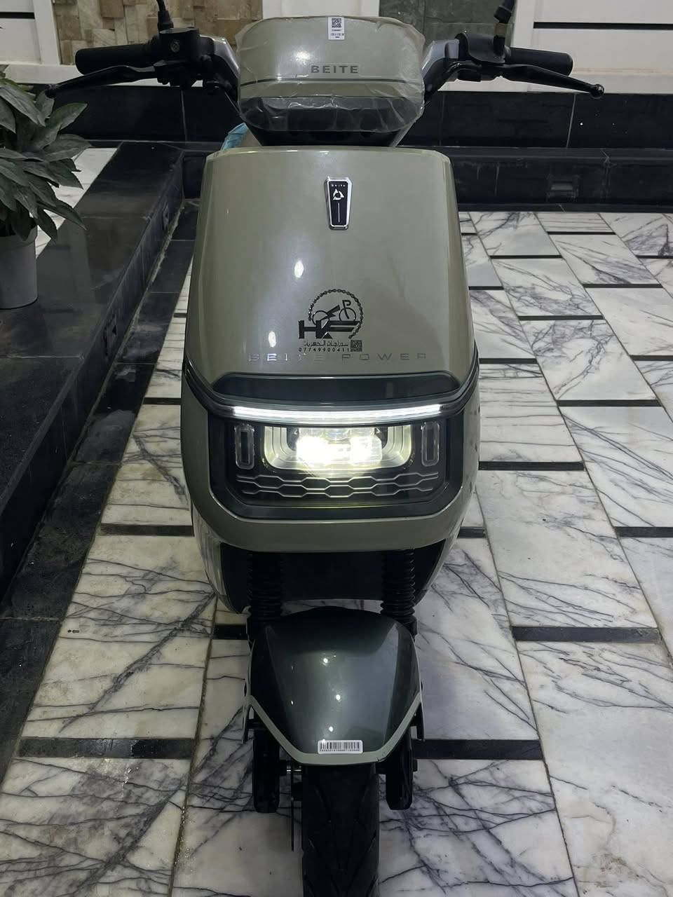 السلام عليكم 
دراجه بيتي شحن نظافه 100% 
6بطاريات  
3 سرعات 63 حقيقي
 
استعمال كلش قليل
بصمه وسويج 
مكاني بغداد

‭0773 754 4991‬
