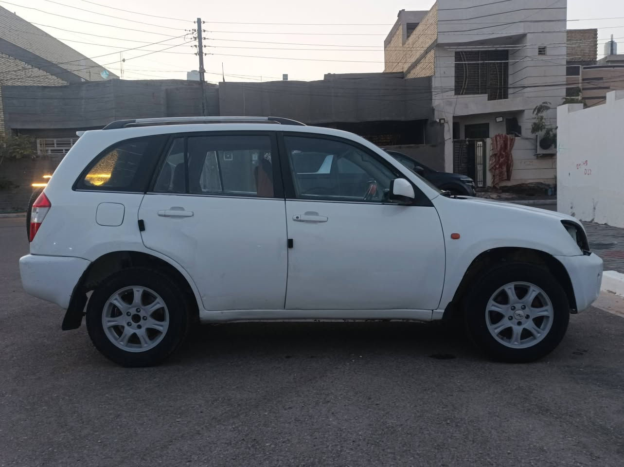 السلام عليكم تيكو موديل 2012 السياره مكفوله من الضربه بير الشاص موضحات وصوره عنوان السياره كربلاء حي الميلاد حداد جاهزه تخم تاير السياره حلوه بس بيها ملاحظات قليله مالك السياره الشرعيه بابل *********** سعرها من الاخير 42
