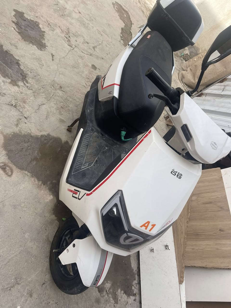 دراجة شحن ستخدام قليل أخذته ٩٠٠الف اريدهة٦٥٠ نضام السرع ٣سرعات عنواني نجف ***********
