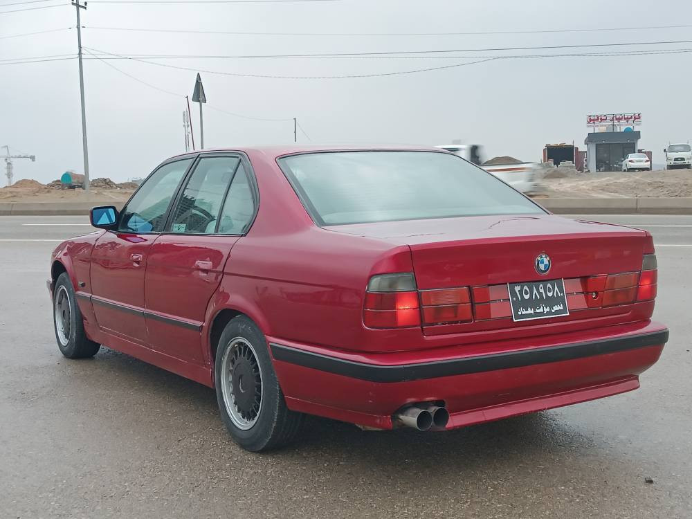 ئەم BM بۆ فرۆشتن 🇩🇪
مۆدێل 1993
ئاڕم پلاستیک سلێمانی بەشەرت
گێڕ عادی 
ڕەنگی سور 
ناوسپی بیلاد 
ناو فۆڕمیکا
دەبڵ چەکمەجە 
پەردە
تایەو ویلی شەمس لۆکی لەژێرە
دەعامی دوواوەو پێشی M
پێش پان 
تەرجیل و مکەبەرەی مەزبوت 
سعری 43 گەڵاو کەمێک مەجال 
بۆزانیاری زیاتر پەیوەندی بەم دوو ژمارەیەوە بکە 
***********
*********** السليمانية, العراق
