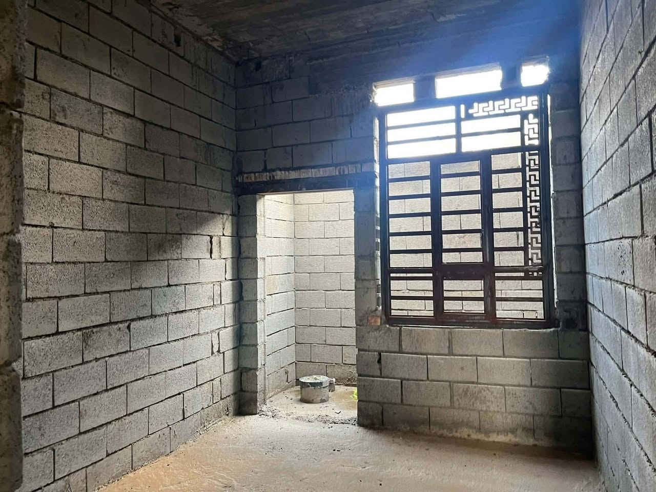 السلام عليكم للبيع هيكل ١٥٠متر غرفتين وصاله ومطبخ وصحيات واستقبال  الجمعيه الثالثه سند زراعي تحويل بسم المشتري مباشر ملاحظه 
1. لدينا عروض كثيره وبمختلف المساحات
 للاستفسار عن السعر والتفاصيل الاخرى مرسله الصفحه او اتصال على الرقم ***********
