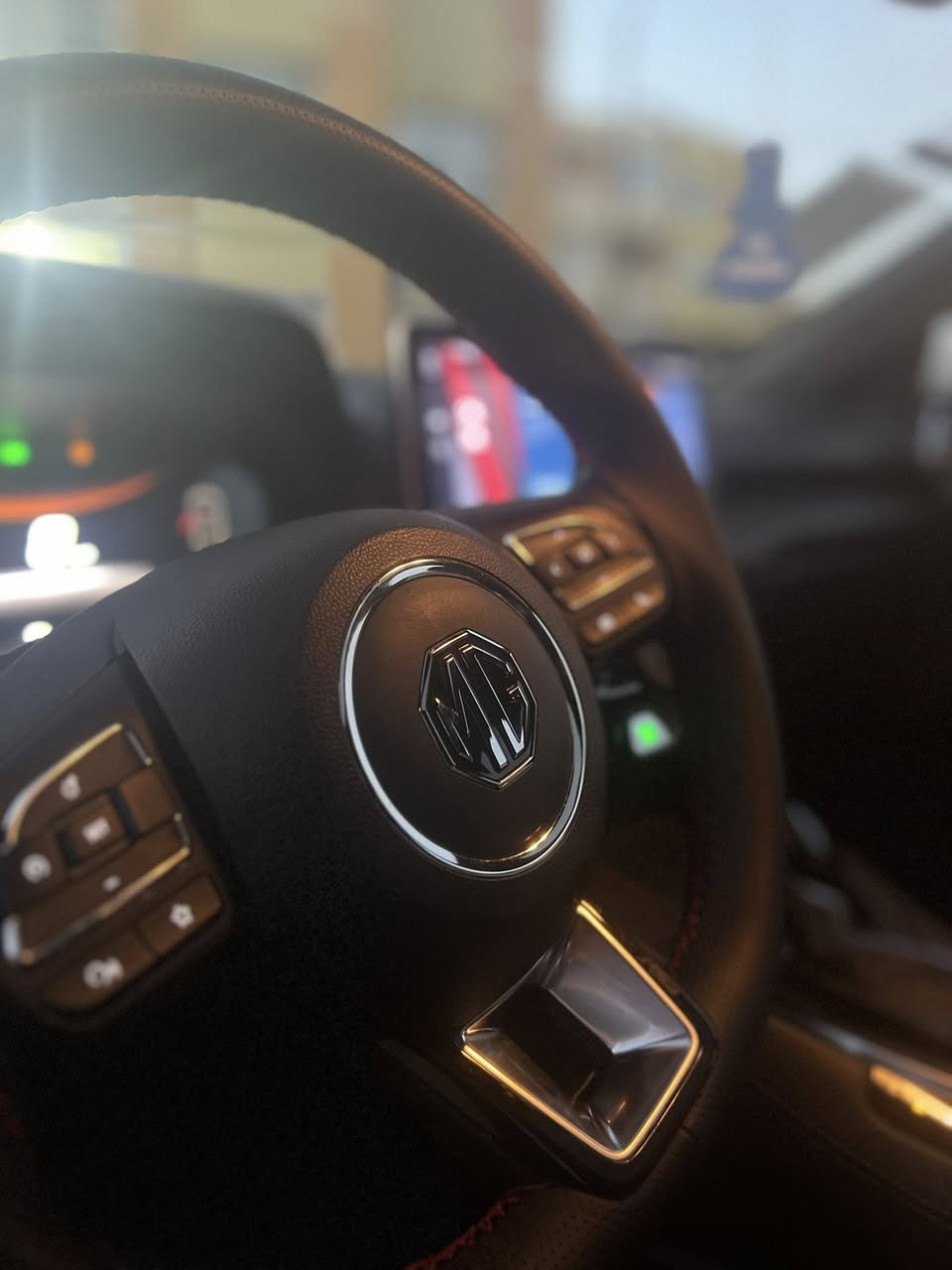 MG GT 2025 FULL
13000 km ڕۆشتوە 

شاشە ئەکتیڤ و پێنج کامیرە 
ئۆتۆ هۆڵد 
برێک بەسمە 
کوشن جڵد 
تەبرید مەرکەزی 
گێر ئۆتۆماتیک و عادی 
دوو سویچی خۆی لەگەڵایە 
دۆسەی لای سەیاق بۆیاخە لەگەڵ یەک پەنجە پی دی ئار لە دەرگای سەکن 
رەسمی سۆنەرەکم داناوە 

نرخی  ١٢١ گەڵاو مەجالێکی زۆر زۆر کەم


**إذا كنت صاحب هذا الإعلان وتريد حذفه لأي سبب، رجاءا أرسل رسالة إلى الدعم الفني**