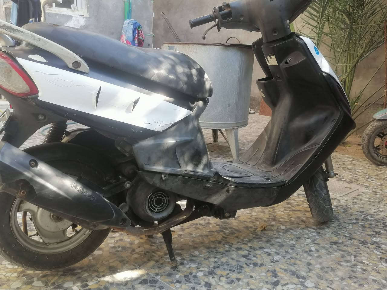 سلام عليكم دراجه ماكس قجمه دراجه سلف. هندر لايت. بك لايت ملاح. عينه. كفرات بلاد. لمكينه خرسه تجي وتسمعه. دراجه خير وبركه واله معتاز كلش ورايد ابيعه 500 وبيه مجال حك جيه بصره تنومه كباسي رقمي ***********
