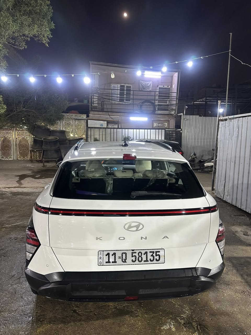 السلام عليكم. كونا خليجي . موديل ٢٠٢٤
ماشيه ٩ الف . فول مواصفات. رقم بغداد بسمي . 

كفاله من صبغ بارد سياره بيه طخه بل باب صغير 

ما أسويه عافيه. السعر ١٩٧ ورقه وبيها مجال. رقم تلفون 

***********
