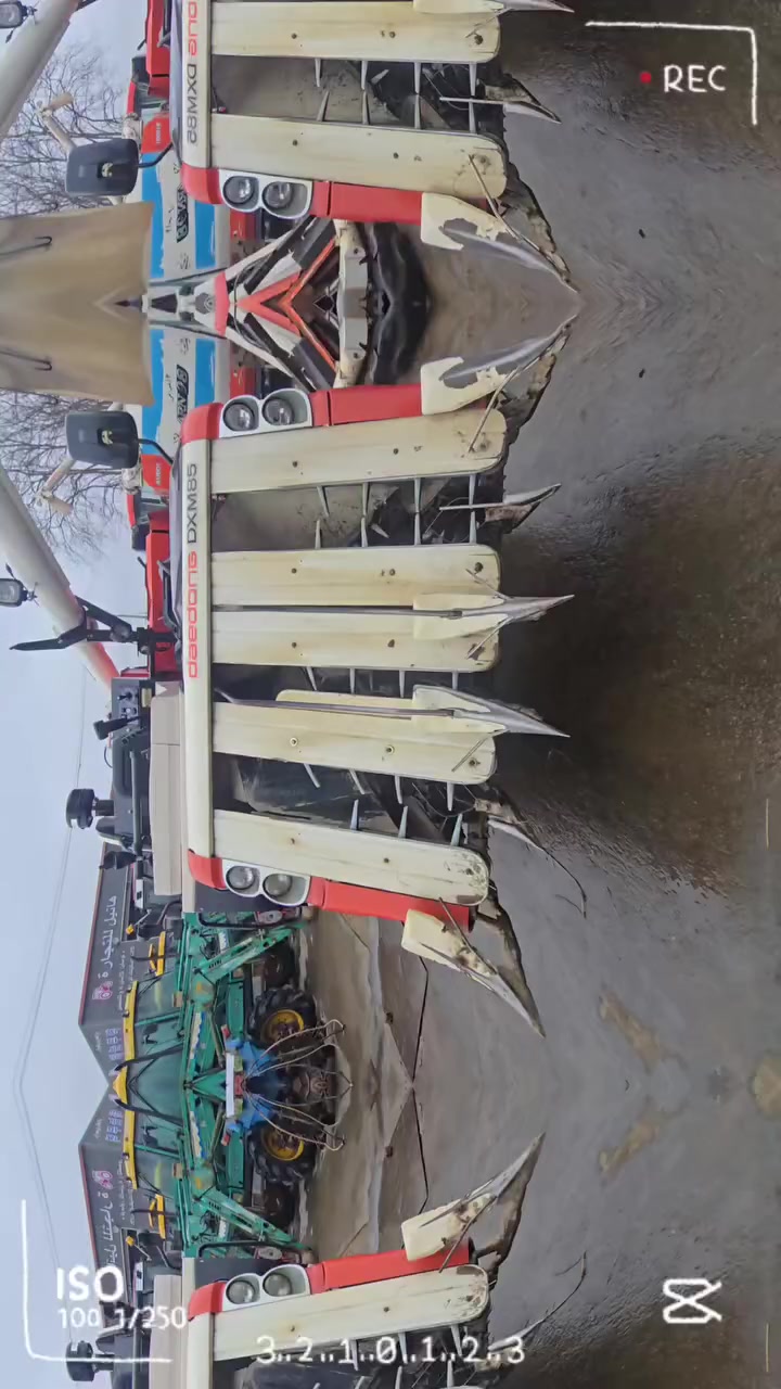 ❌❌ ال جاااي مالوووش زي ❌❌ لعشاق الجمال بس 
كومباين دايدونج ٨٥ تم الشخن بفضل الله  🙏🏼🚜

💥💥#هذا_من_فضل_ربي♥️🚜🌹 الجديد شديد 

كل الـ بتحلم بيه موجود عند الهزاز باذن الله 

 ملووووك الاستيراااد وكسر الزيرووو بفضل الله ✌🏻🔥

الهزاز (ثقه -امان -تحدي )☝🏻❤️💪🏻

👈🏻للحجز و الاستعلام :
📱م/صلاح الهزاز     01061314083
📱م/محمود الهزاز  01099663323 واتس كوريا 
📱م/محمد الهزاز    01000662186    
📱أ/احمد سامي      01097661381  
📌العنوان: ميت الخولي مؤمن -منيه النصر-الدقهلية.
تابع ولايك للصفحه لمشاهده معدات وسيارات اخري 👌👌


**إذا كنت صاحب هذا الإعلان وتريد حذفه لأي سبب، رجاءا أرسل رسالة إلى الدعم الفني**