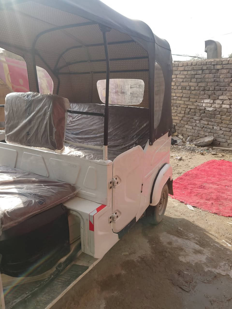 السلام عليكم 22 شهر 11 رقم وسنويه كربلاء عنواني بغداد حيور الشراي يتصل *********** السعر 7600
