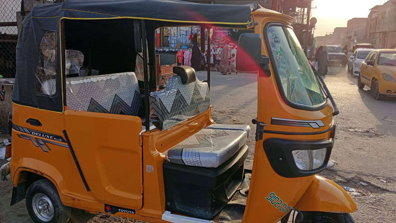 سلام عليكم تكتك تي فيس 22 رقم نكليزي كفاله عامه والي يريد يتصل ***********
