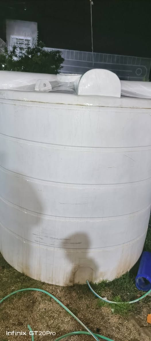 السلام عليكم منظومه ام الالف ماطورات يطالي بنتكس
بورد اتو ماتيك
مشتغله موسم واحد فقط 
نضافه فول مع تانكيات حجم 5000الف كل واحد شركه الريان
مكاني واسط وعدي توصيل حسب الاتفاق 
السعر3مليون وبيه مجال ***********
