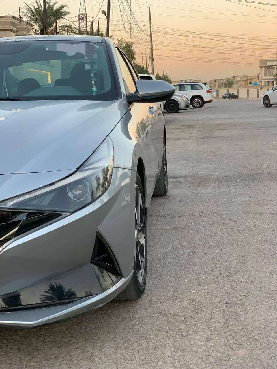 بسم الله الرحمن الرحيم
النتره للبيع 
 .مديل 2023
.حادث بنيد وجاملغ معمرات ليبل واحد صور الحادث مرفقه بصور اكو رصعتين بلقماراه واضحات بصور 
. ماشيه 42
. مكينه 2000
. رقم بغداد بسمي 
. مواصفات النتره 
. بصمه تشغيل عن بعد 
. رادار جانبي 
. رادار امامي
. رادار تحديد مسار 
. مثبت سرعه 
. مانع انزلاق 
. تشغيل عن بعد 
شاشه ملتسقه
سعره 145
عنوان بغداد الدوره 
***********
