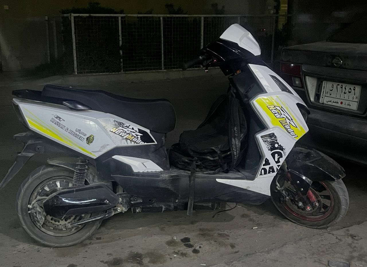 السلام عليكم دراجه شحن  سكنس GT مكفوله كفاله عامه ماشيه 3000 دراجه ناعمه وجديده استخدام شخصي سعر 500 وبيها مجال 
مكاني بغداد الغزالية رقمي ***********
