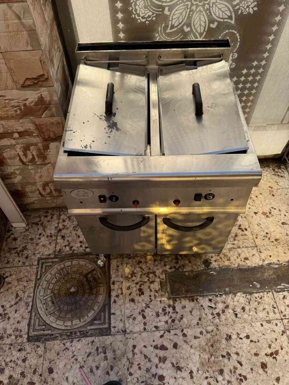 للبيع.  مدينه الصدر علوه جميله.  سعر 300.  ***********
