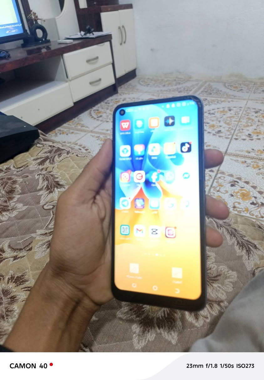 سلام عليكم موبايل تكنو سبارك 7 برو مدل شاشه  اصليه ذاكره 120  شحن انساء سعر 90 وبي مجال لل طيبين متواجد خاص هاذه رقمي *********** مكاني ديوانيه
