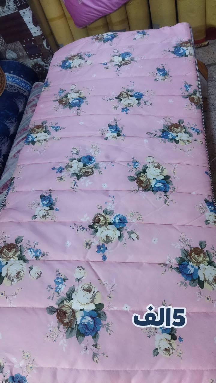 اللهم صًلّيےّ ع محمد وال محمد
#متابعينه #مفروشات #عروضات
#المحموديه #مفروشات_ابو_احمد
جودليه ديباج (5الف)✅
مفرش طعام✅
2×3 (3الف)✅
3×4(8 الف قطعتين 15 الف)✅
مفرش ميز طعام 2 ب(5الف)✅
عنونه 
المحموديه قرب كراج بغداد بدايه السوق ✅


**إذا كنت صاحب هذا الإعلان وتريد حذفه لأي سبب، رجاءا أرسل رسالة إلى الدعم الفني**