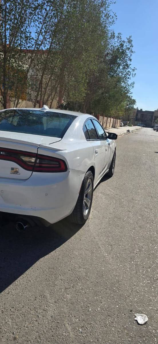 سلام عليكم جارجر 2018فول بدون فتحه رادار جانبي كشنات تبرده وتدفئه شاشه كبيره كامره خلفيه حساسات خلفيه خزن كشن سايق  سبورت فول سياره  تدفه ستيرن شفتات ستيرن مكينه 3600 وحدثه بل صور موجود مال امريكه وبه بارد بل قماره فول ويل سياره وبيه منضومه غاز مايريده تنشال مكانه كربلاء ***********عارضه 180وبيه مجال شراي
