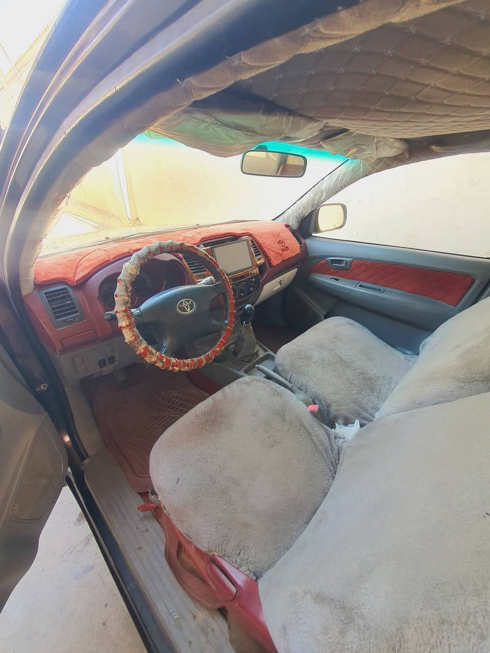 السلام عليكم
للبيع او مراوس (بكيا بنكو فحل موديل 14 وفوك) تويوتا هايلوكس موديل  2007 شاصي محرك مكفول تخم تاير جديد  حداديه صدر جديد  تبديل مابيهه فقط طخات بسيطه بيهه رقم قادسية مشروع وطني سنويه  مجدده سنه  26 شهر 6   سياره مابيهه اي نقص
السعر 115 ورقه  العنوان ديالى 
***********
