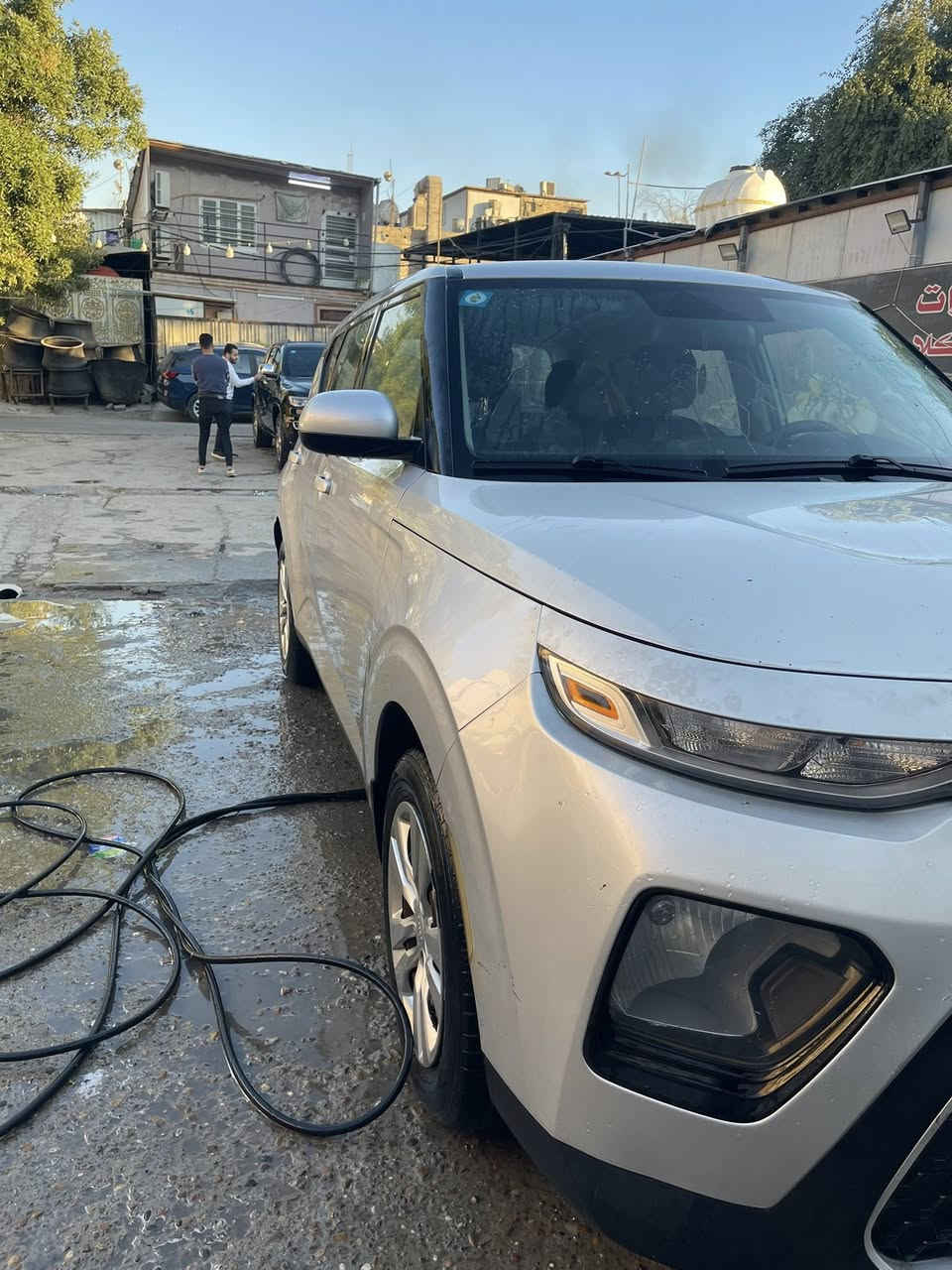 السلام عليكم عندي كياء صول موديل 2020 سياره ماشيه 29 ميل  محرك 200 دوش مكفول كير مكفول حداديه جديده تبريد مكفول سياره ستخدام شخصي مال بيت حادث سياره بس جاملغ وبنيد بدون دواخل ولا ارباك سياره جاهزه من كلشي مكان سياره بغداد كاظميه متواجد بس على رقم الهاتف *********** سعرسياره 126 وبيهه مجال قليل حك جيه سياره ثاني يوم تحويل
