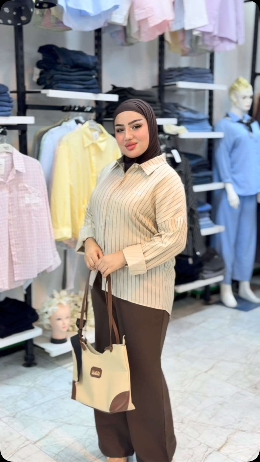 ⁨	الاوتفت شكاكييي بنات 🥹🤎.

سعر القميص :15،000
سعر البنطرون :8،000

البنطرون متوفر باللون" الاسود، الجوزي، النيلي "

#explore⁩


**إذا كنت صاحب هذا الإعلان وتريد حذفه لأي سبب، رجاءا أرسل رسالة إلى الدعم الفني**