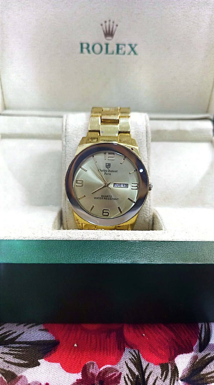 سلام عليكم ساعات باله اصلي كله شغال شرط سعر من 10 الى 25 كله نضافه تامه


**إذا كنت صاحب هذا الإعلان وتريد حذفه لأي سبب، رجاءا أرسل رسالة إلى الدعم الفني**