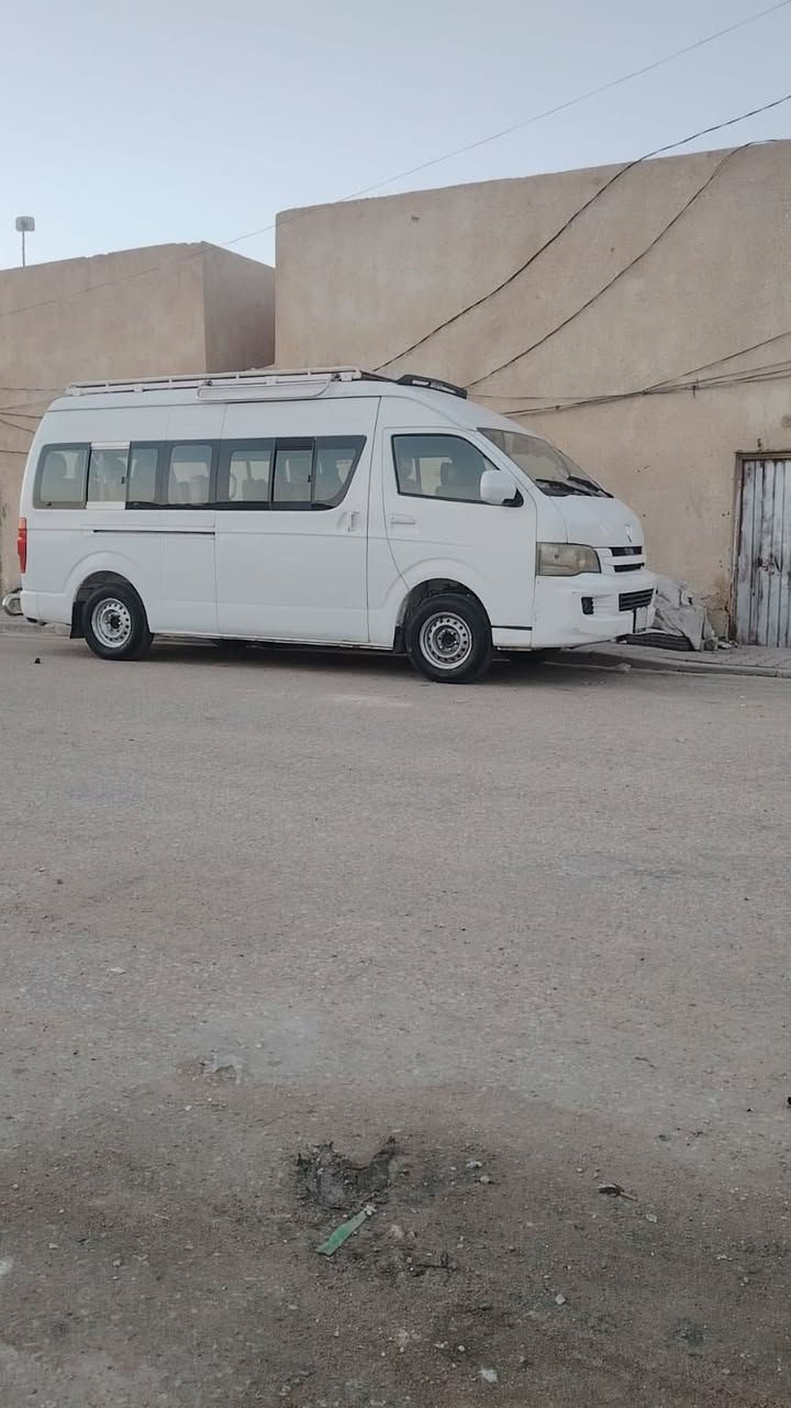 سلام عليكم جنبي مديل 2014 بيه شخط باب السلايت وبيه بارد باب السايق قليل كلش والباقي كفاله مكينه ستوني شاده جديده تبريد محور قطعتين السعر 145وبيه مجال مكاني نجف ***********
