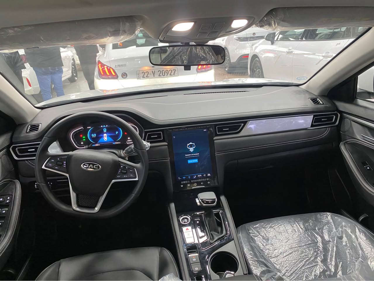 جاك Jac J7 2025 ٦ ساڵ زەمان.  
مواصفات.بصمة شاشةوكاميرا ویل کەپ.
سلاید.كوشين جلد.مەکینە ١٥ تۆڕبۆ.
تحديدسورعه.لیدڤۆلیۆم 
سعر 101 ورقة   مۆبایل ***********
مکان أربيل معرض تۆپ کارس أربيل, العراق
