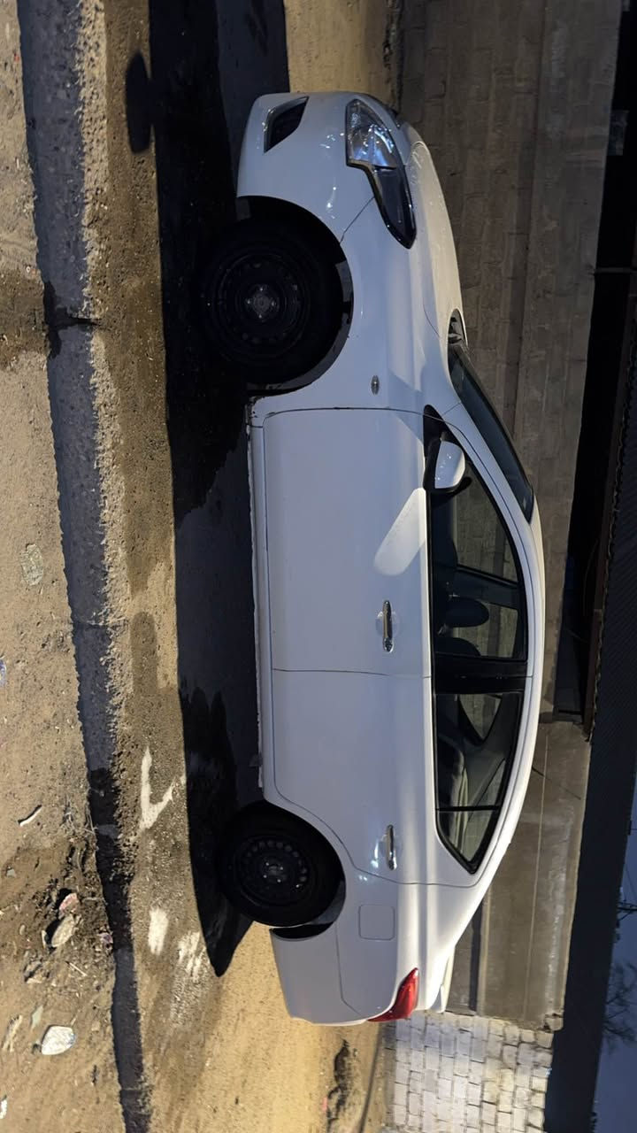 (مكلف بالنشر )
السلام عليكم نيسان صني هندي ام البليتة مديل 21 كير مكينة كفالة حدادية نافضها من طول لطول بيها شخط بابين وشوي من المدكر ف نرش ع كد الشخط ابيع 3 قطع رش بدون ضربة رقم اربيل تحويل او وكالة مضمون السعر 95 وبيها مجال مكان البصرة 
*********** البصرة, العراق
