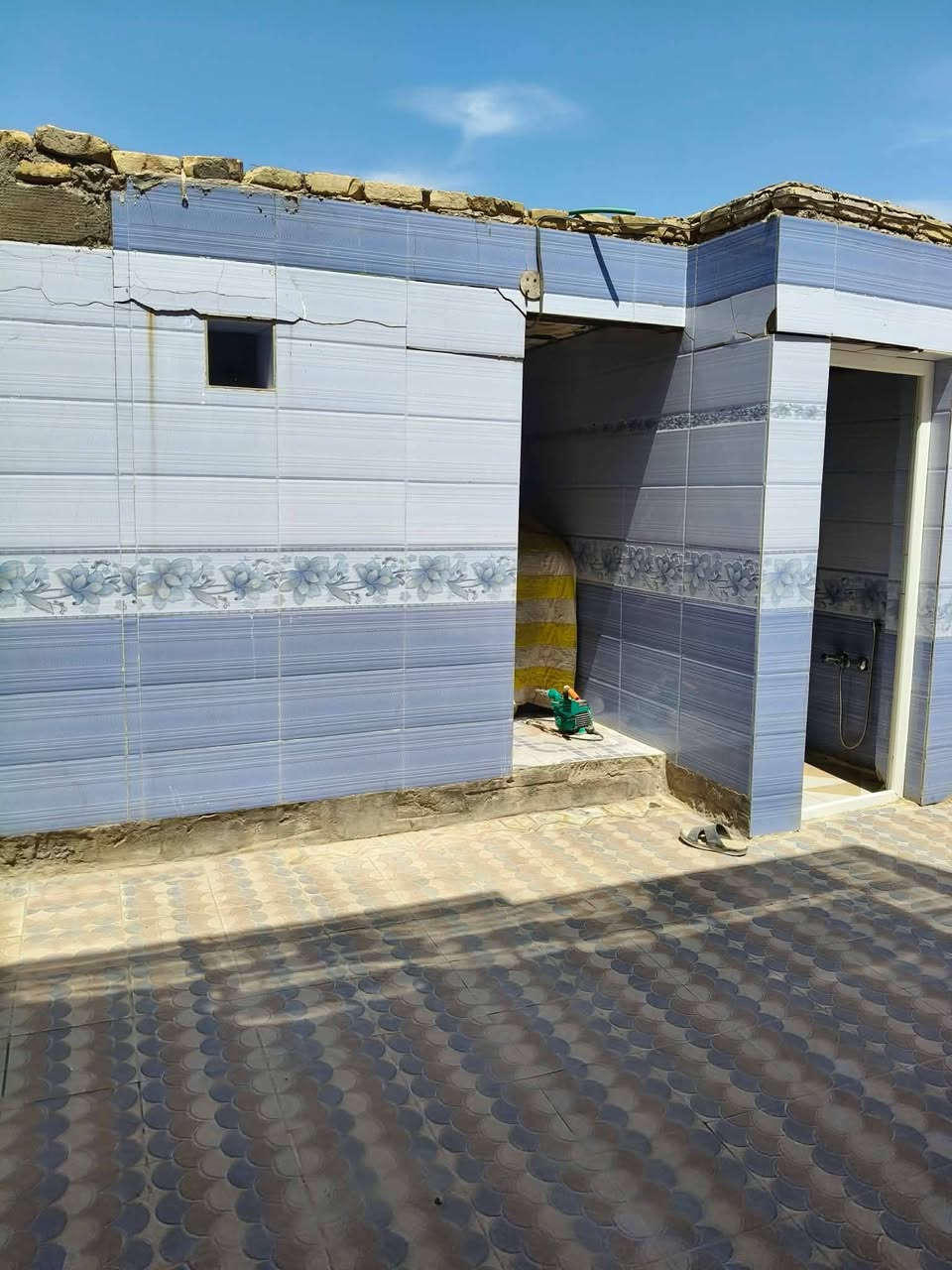 بيت للبيع طريق ابو الماش بناء طابوگ مكان راقي مساحه 250   زراعي          ***********
