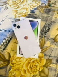 ايفون 14 بلاس • البطارية ٨٨ • حي اور