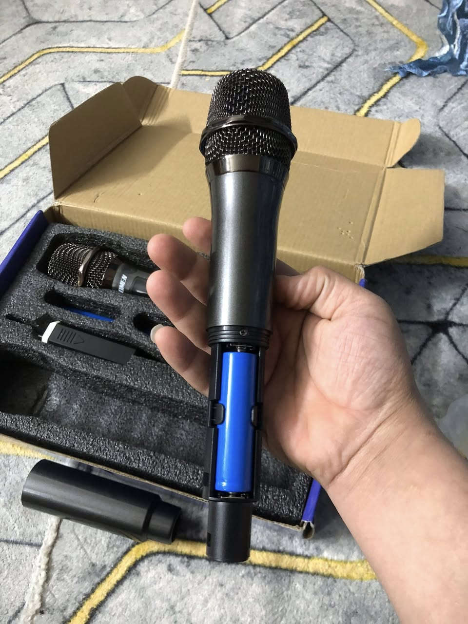 سماعه مايك واير ليس للبيع ميحتاج اشرح كلشي واضح يمكم سعر ؟خاص


**إذا كنت صاحب هذا الإعلان وتريد حذفه لأي سبب، رجاءا أرسل رسالة إلى الدعم الفني**