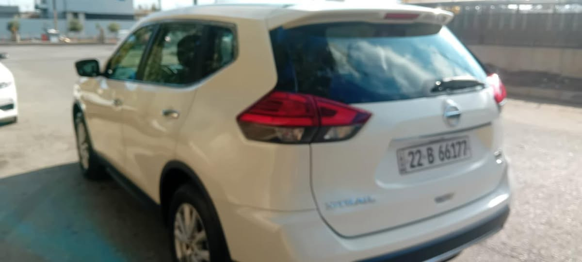 السلام عليكم سيارة اكستيرا حيل نظيفة ١٤١ ماشية كل شي بيها جديد بس باب السايق بيها شوية بارد رايدها ب١٨٨ مكانها اربيل للتواصل واتس اب ع هذا الرقم  

***********
