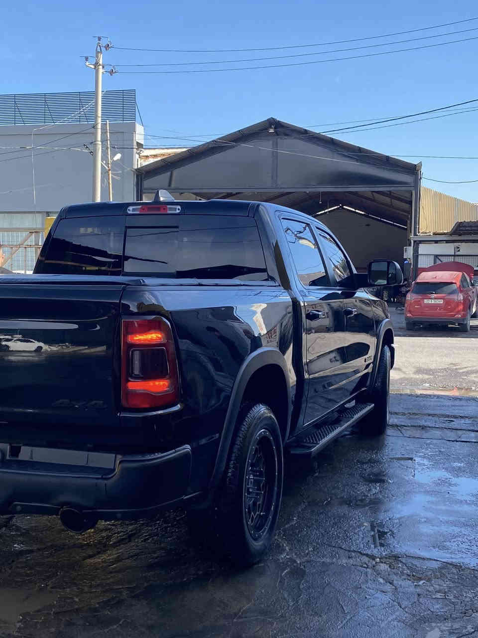 السلام عليكم رام2020 ريبل للبيع  رقم أربيل ماشيه 250الف ML سياره كفاله السعر 350$ گير محرك گشر كله كفاله اتصل ودلل ***********. مكاني صلاح الدين
