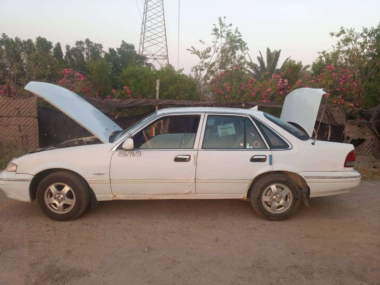 سلام عليكم برنس فراشه 96رقم بغداد انكليزي بسمي ***********السعر 33وبيها مجال شويه
