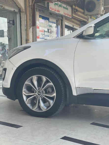 سنتافيا موديل ١٤  فول خليجي بصمتين فور ويل ٧ راكب ٦سلندر بعد مواصفات بيها هواي الشراي يتصل  ***********  رقم بغداد النكليزي  عنواني بغداد الجديده
