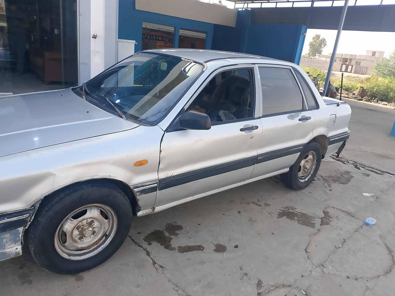 سياره مسبوشي اتماتيك رقم نينوى شرط التحويل المكان الموصل ناحية النمرود قريه حويجه الحصان الرقم  *********** ////***********
