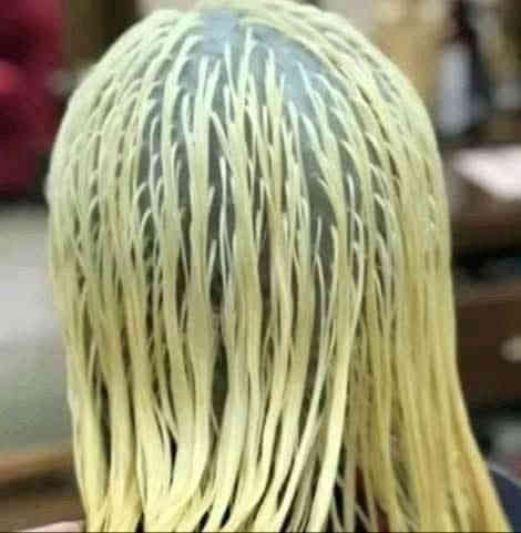 🗣️مفاجأة مفاجأة 🤗 توفرت دورة فن الحلاقه والتجميل 🗣️🗣️💇‍♀️💇‍♀️💇‍♀️💇‍♀️💇‍♀️💇‍♀️💇‍♀️

الى كل أمرأة طموحه وحابة تكون كوافيره سارعي للحجز

تشمل الدورة 💇‍♀️💇‍♀️💇‍♀️

مكياج خطوة بخطوة وطريقة دمج الشدو وتحديد الوجه باالكونتور وتحديد ورسم ملامح الوجه بااحتراف 💄💄
💄👄👄💄
2-تسريحات الحديثه الشنيون والعاديه والويفي وغيرها 
👩‍🦱👩‍🦱👩‍🦱👩‍🦱
3-قص شعر جميع القصات الستيبس والتدريج وغيرها 
💇‍♀️💇‍♀️💇‍♀️💇‍♀️💇‍♀️💇‍♀️💇‍♀️💇‍♀️

تكنيك الالوان وطريقه معالجه الشعر التعبان وسحب الحنه والاصباغ المزعجه وغيرها 🎨🎨🎨

تحصل كل متدربه على شهادة من نقابه الحلاقين معترف بها 📜📜📜

المقاعد محدوده سارعوا للحجز 🪑🪑🪑
الوقت ساعتين بااليوم 
💖💖💖💖💖
السعر (100)الف فقط 
💥💥💥💥💥
للحجز والاستفسار مراسله الصفحه او مراسله الواتساب 

📞☎️☎️📞*********** 
📍📍العنوانً/حله قرب نفق حي بابل تقاطع مستشفى الضامن مقابل مطبعه الجمل 📍📍
